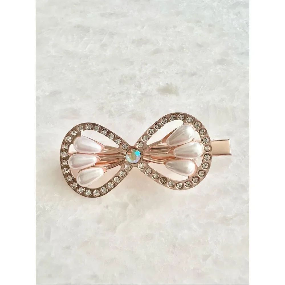 Rose gold rhinestone and faux pearl hair clip